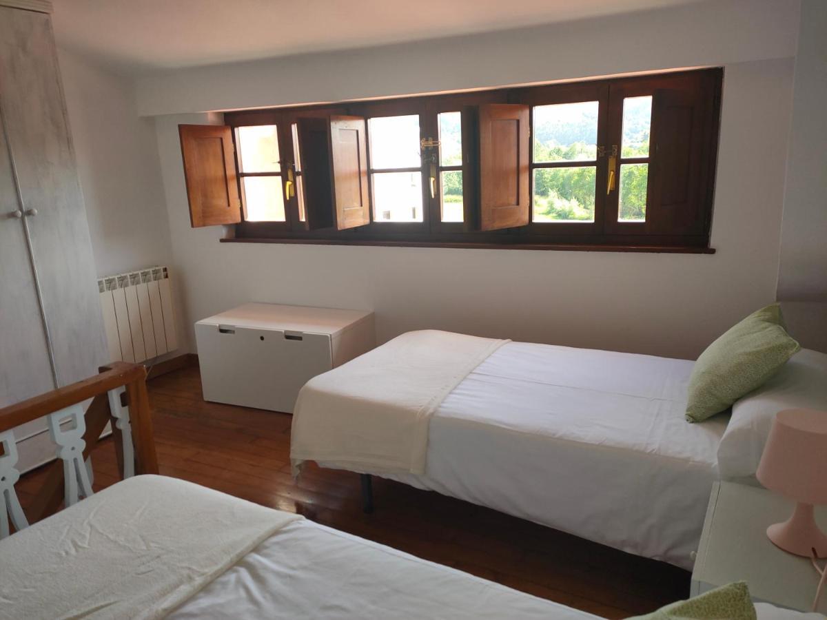La Casina Del Carril Villa Colunga Eksteriør bilde